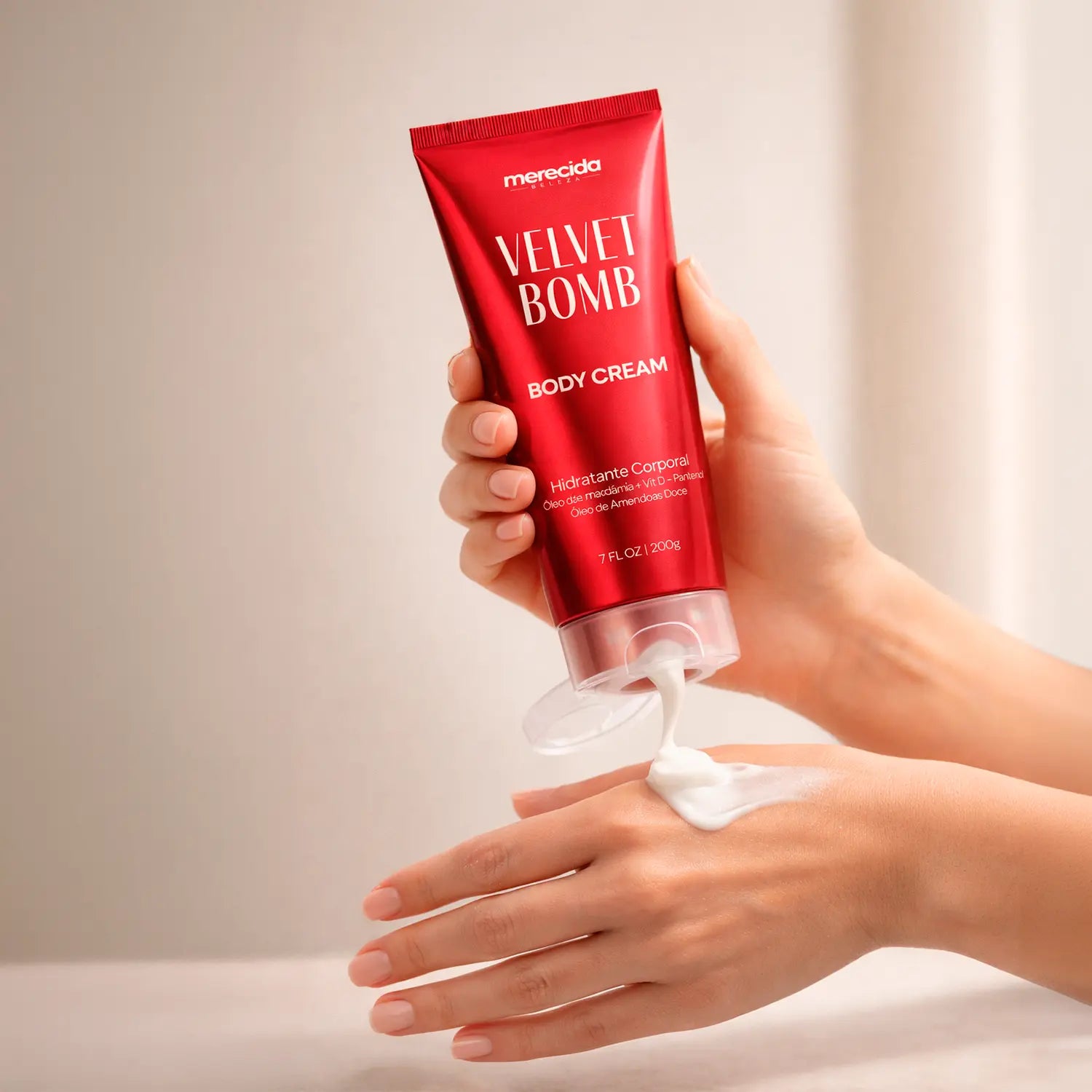Body Cream Velvet Bomb - Desodorante Hidratante 200g